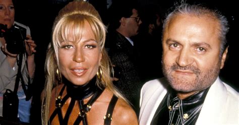 muerte de versace fotos|testamento de gianni versace.